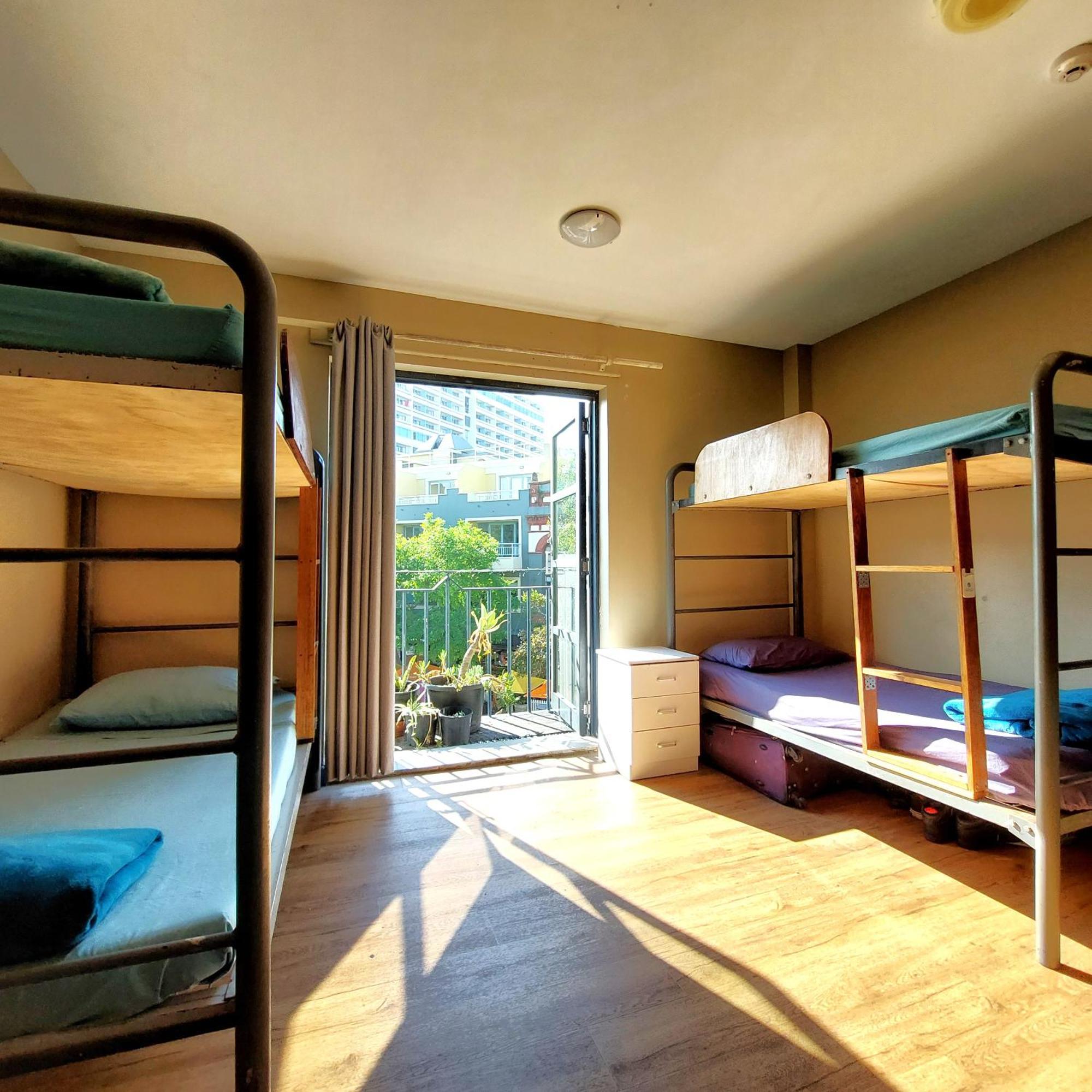 Boardrider Backpackers And Budget Motel Sydney Exterior photo