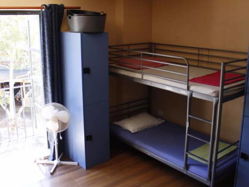Boardrider Backpackers And Budget Motel Sydney Exterior photo